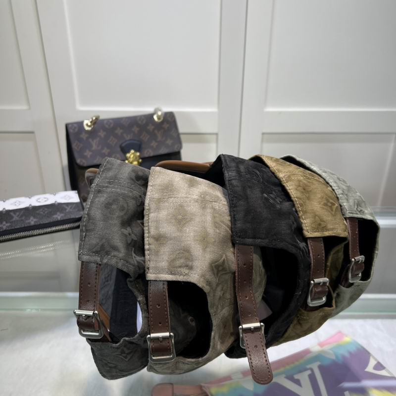 LV cap hm (21)